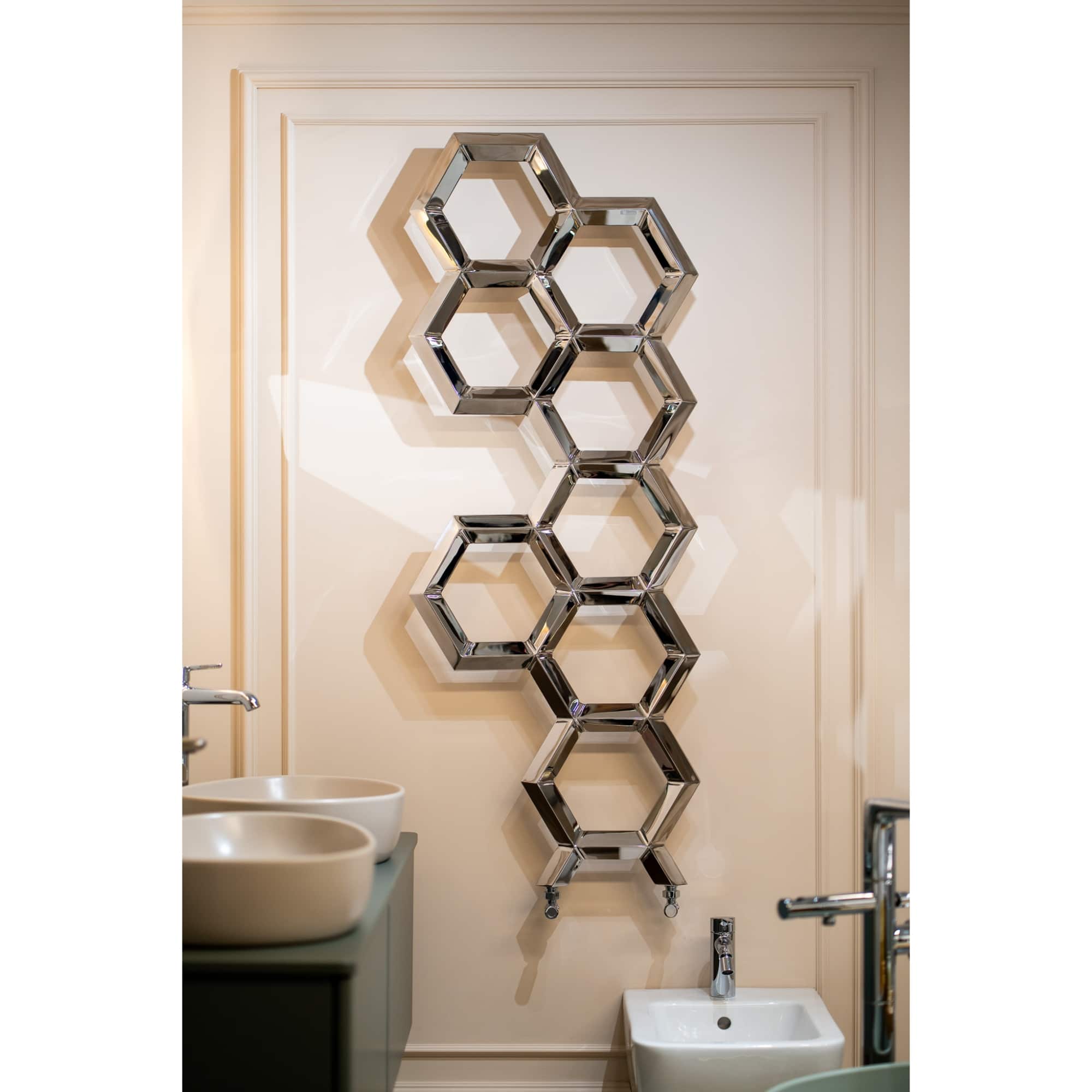 Radiator otel ALVEOLE 1435 × 550 MRP mirror polished