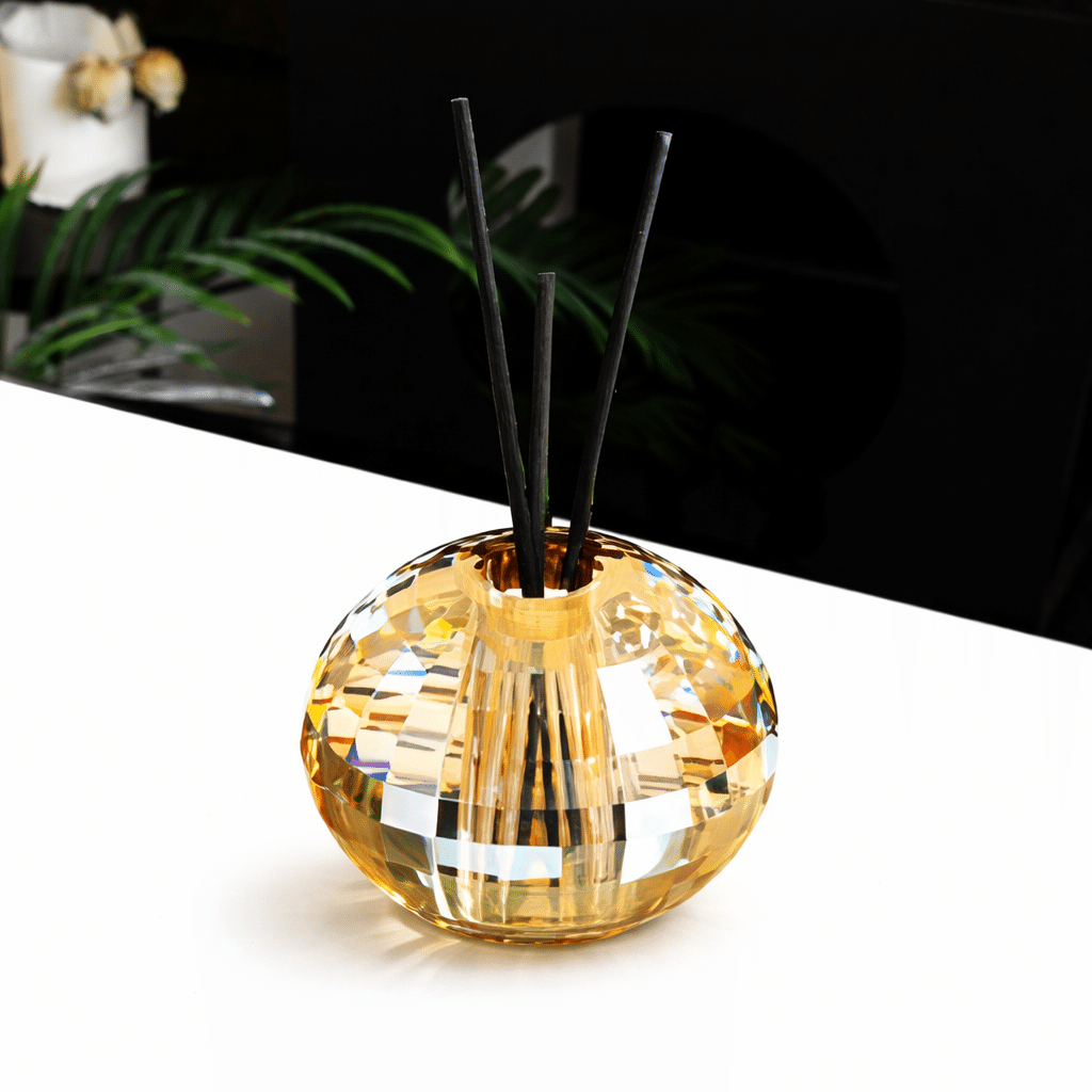 Difuzor parfum ambient din cristal auriu 8 cm, Havona